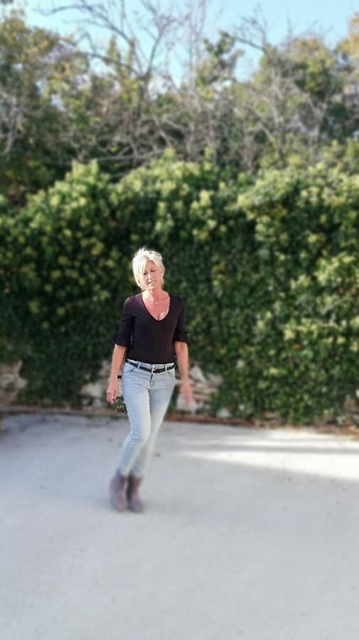 Bed & Breakfast Barbara Borgo Grotta Gigante Buitenkant foto