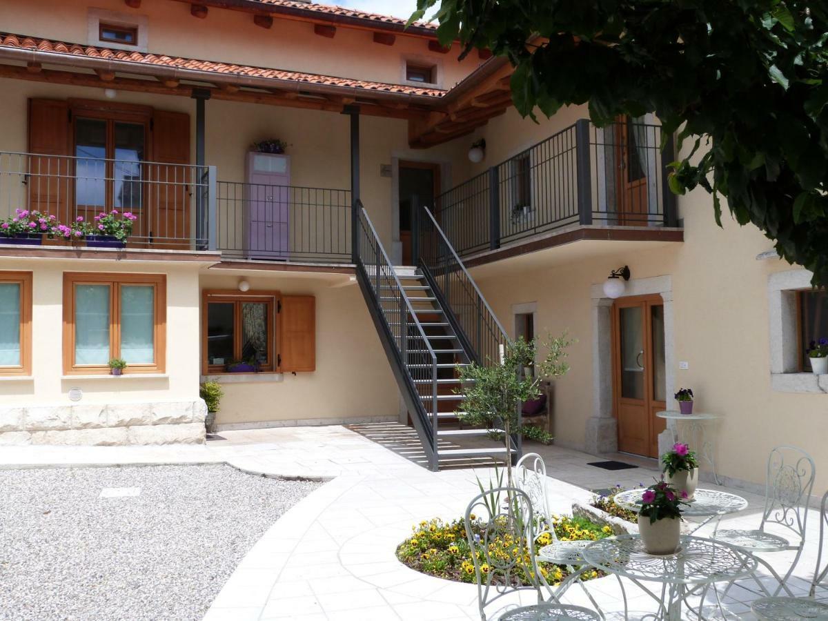 Bed & Breakfast Barbara Borgo Grotta Gigante Buitenkant foto